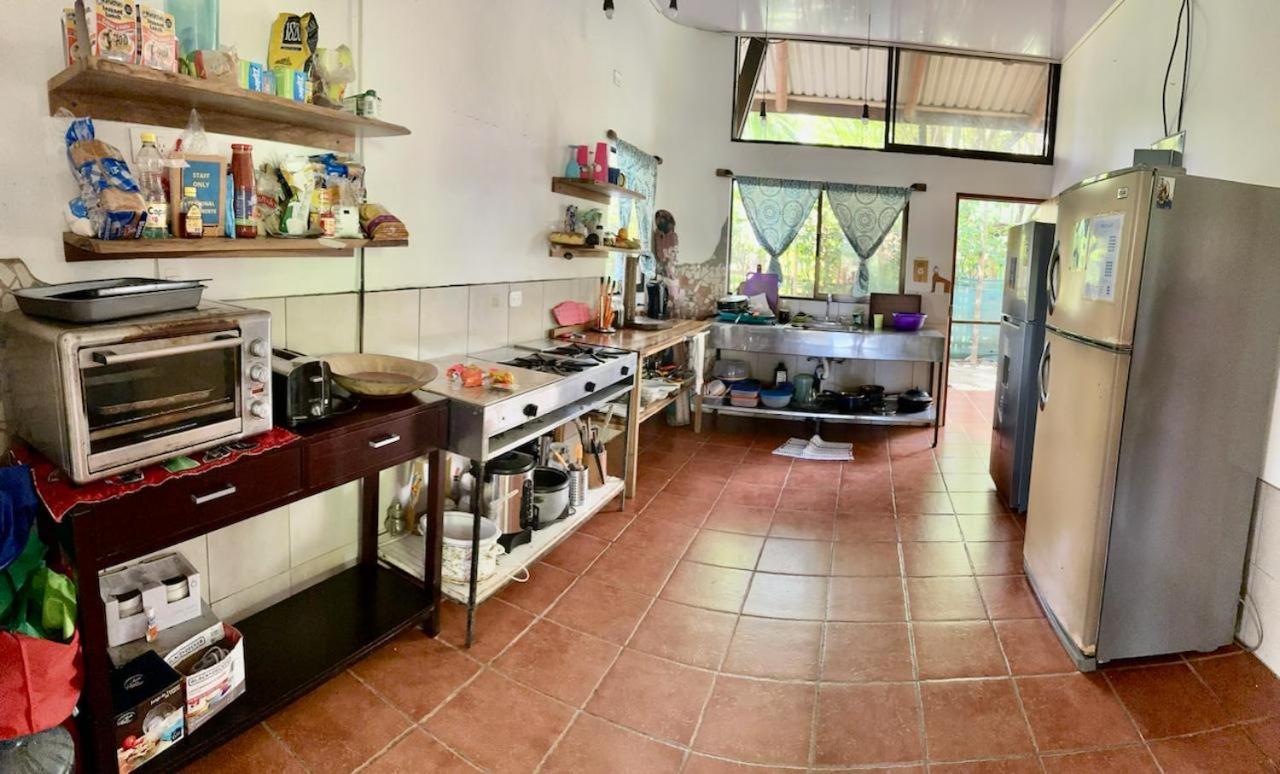 Luminosa Uvita Hostel Экстерьер фото
